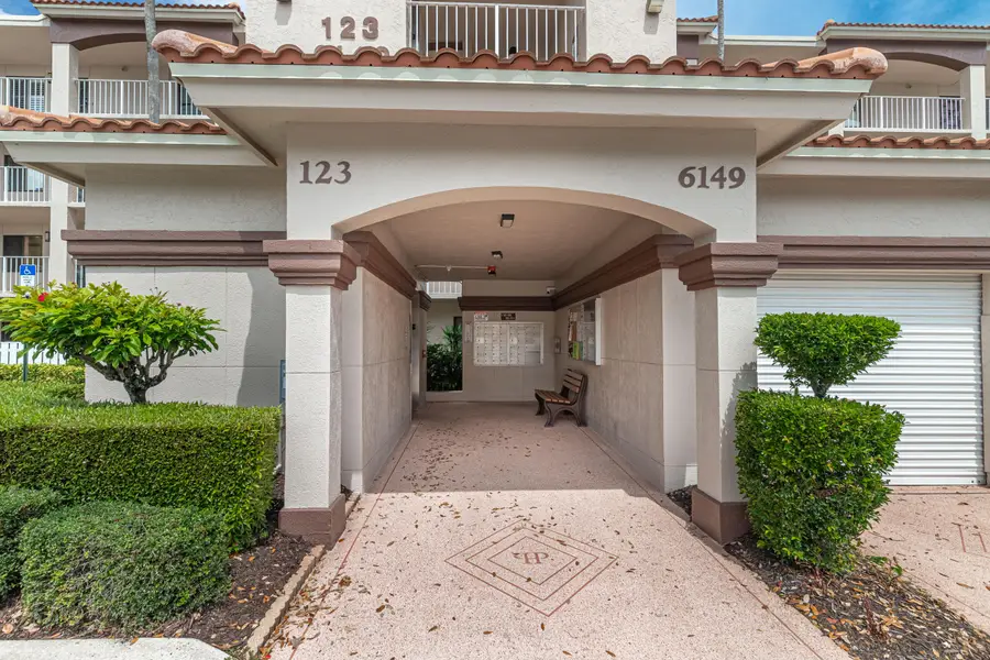 6149 Pointe Regal Circle #104, Delray Beach, FL 33484 - #2