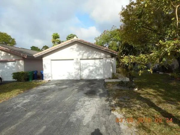 1722 NW 93rd Terrace, Coral Springs, FL 33071