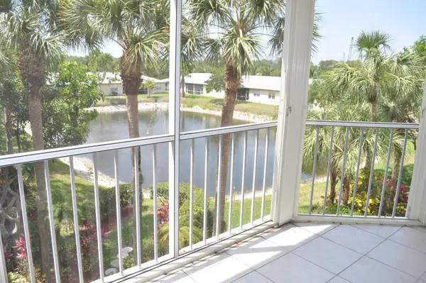 3146 Via Poinciana Drive, Greenacres, FL 33467