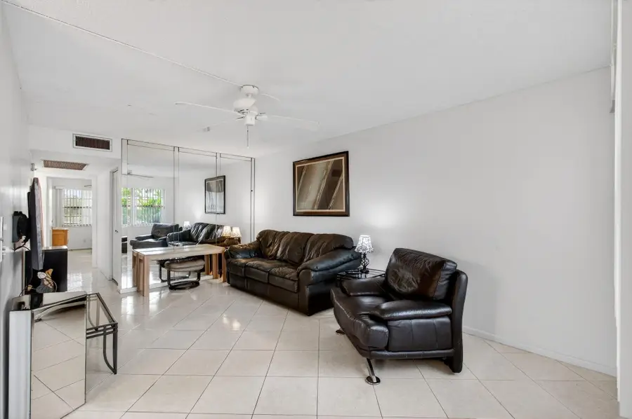 1009 Hythe A, Boca Raton, FL 33434 - #2