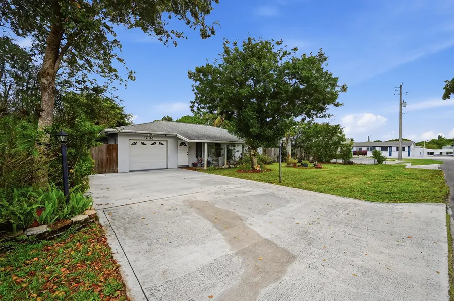 2316 SE 1st Street, Boynton Beach, FL 33435 - #2