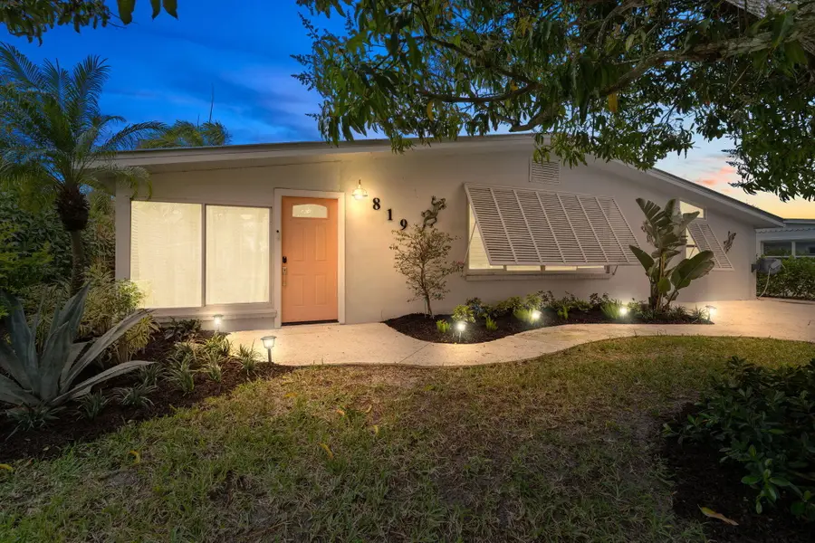 819 SE Stypmann Boulevard, Stuart, FL 34994 - #2