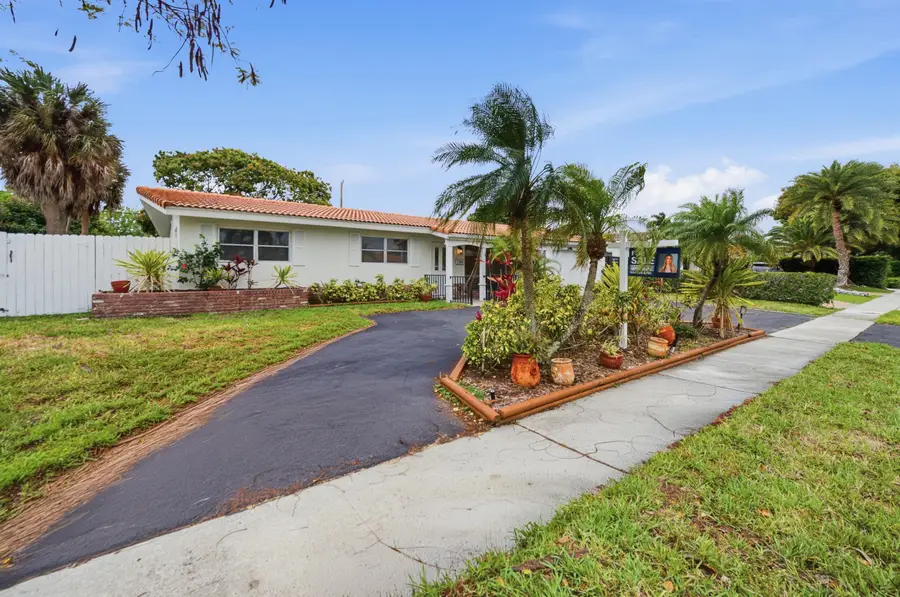 2120 NE 62nd Court, Fort Lauderdale, FL 33308 - #3