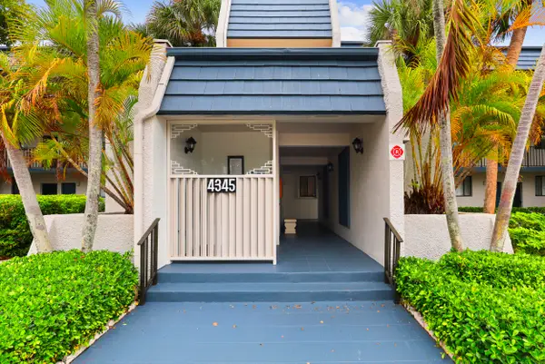 4345 Trevi Court #205, Lake Worth, FL 33467