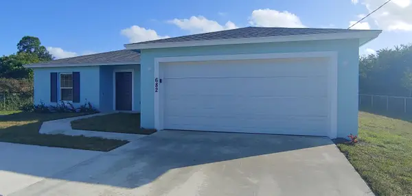 682 SW Paar Drive, Port St Lucie, FL 34953