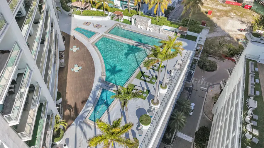 90 SW 3rd Street #Th700a, Miami, FL 33130 - #2