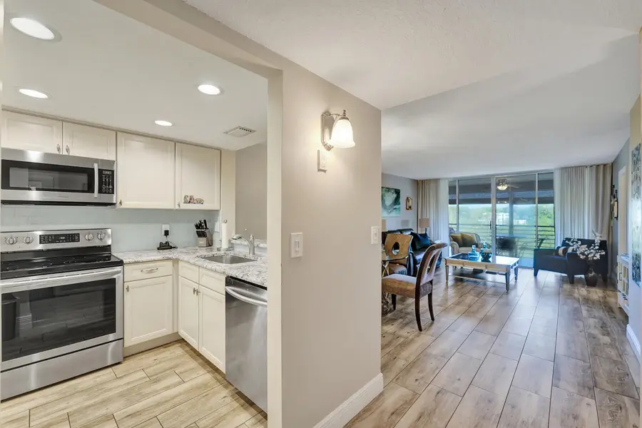 9501 Seagrape Drive #404, Davie, FL 33324 - #3