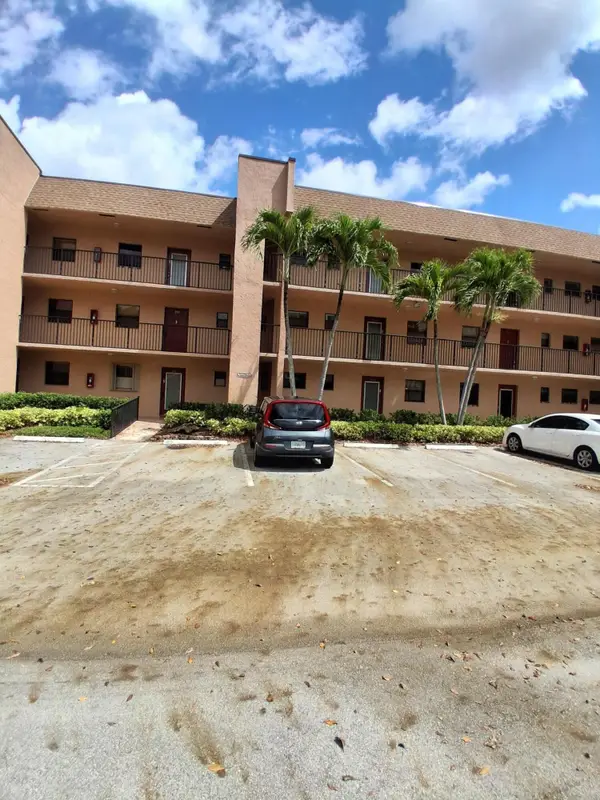 10303 Sunrise Lakes Boulevard #103, Sunrise, FL 33322