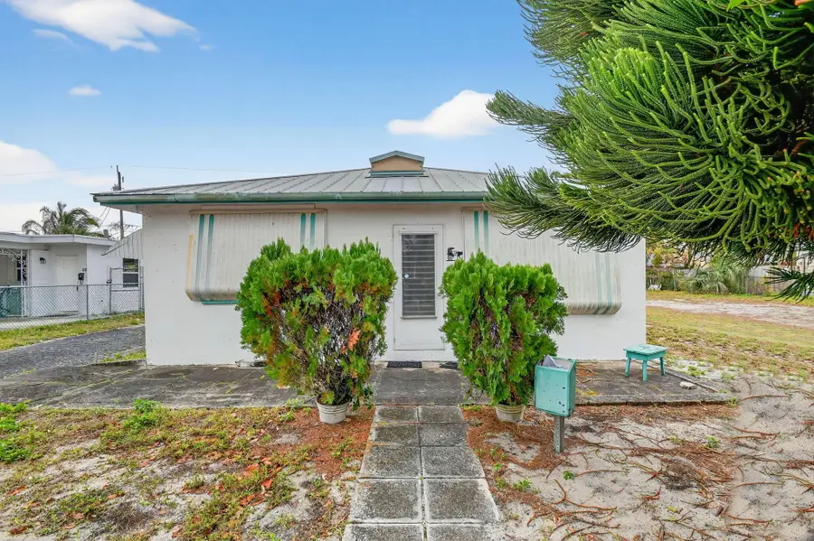 620 58th Street, West Palm Beach, FL 33407 - #3