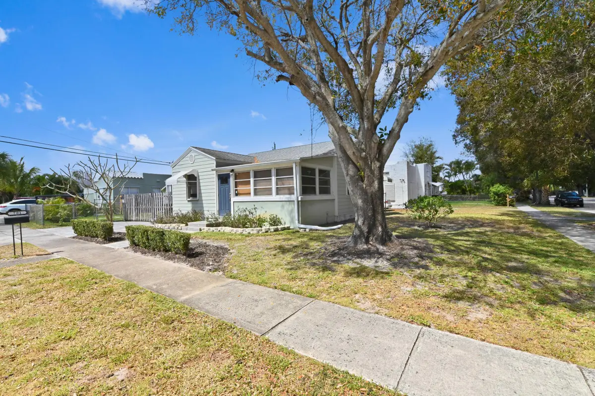 701 Palmetto Street, West Palm Beach, FL 33405 - #1
