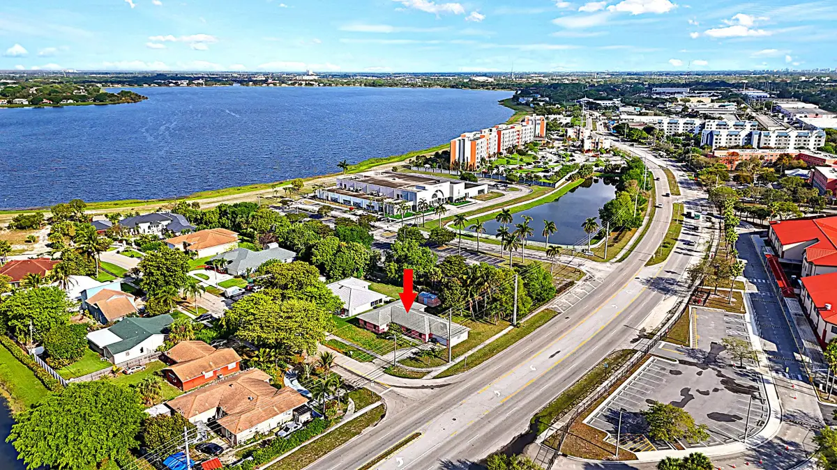 1301 N Mangonia Drive, West Palm Beach, FL 33401 - #1