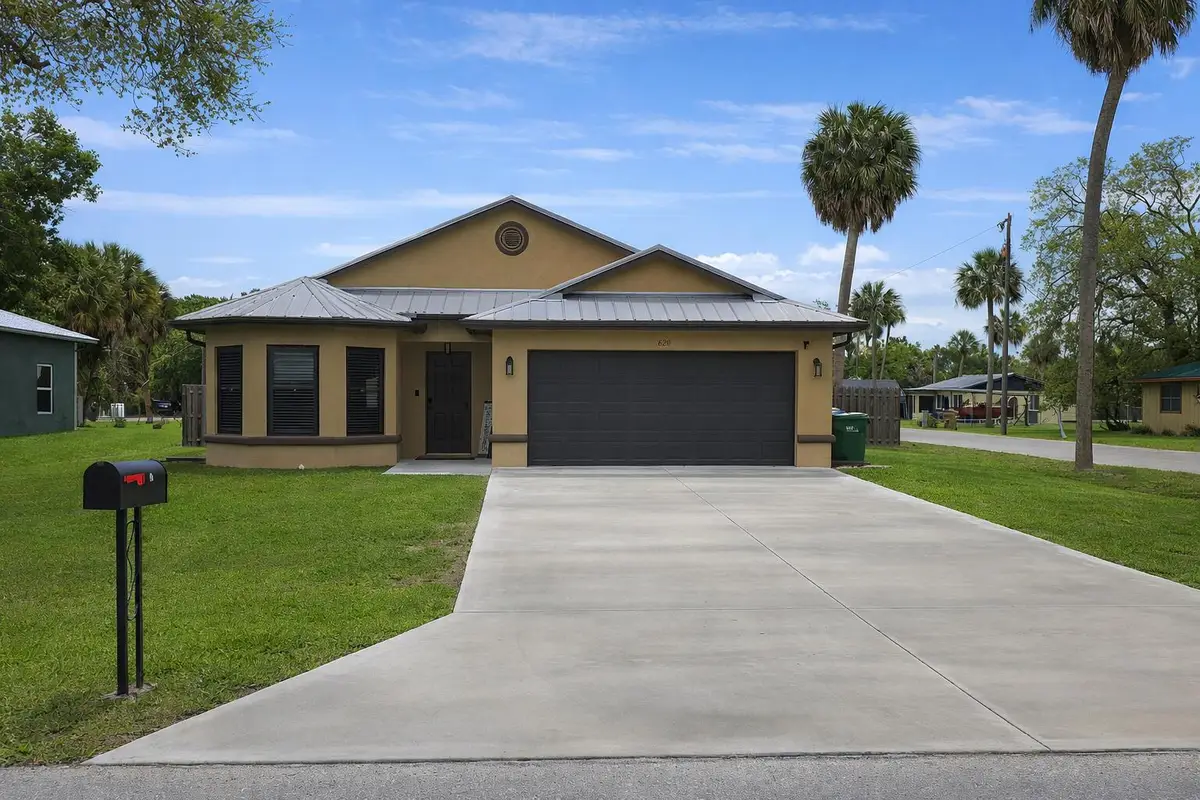 809 SW 3rd Avenue, Okeechobee, FL 34974 - #1