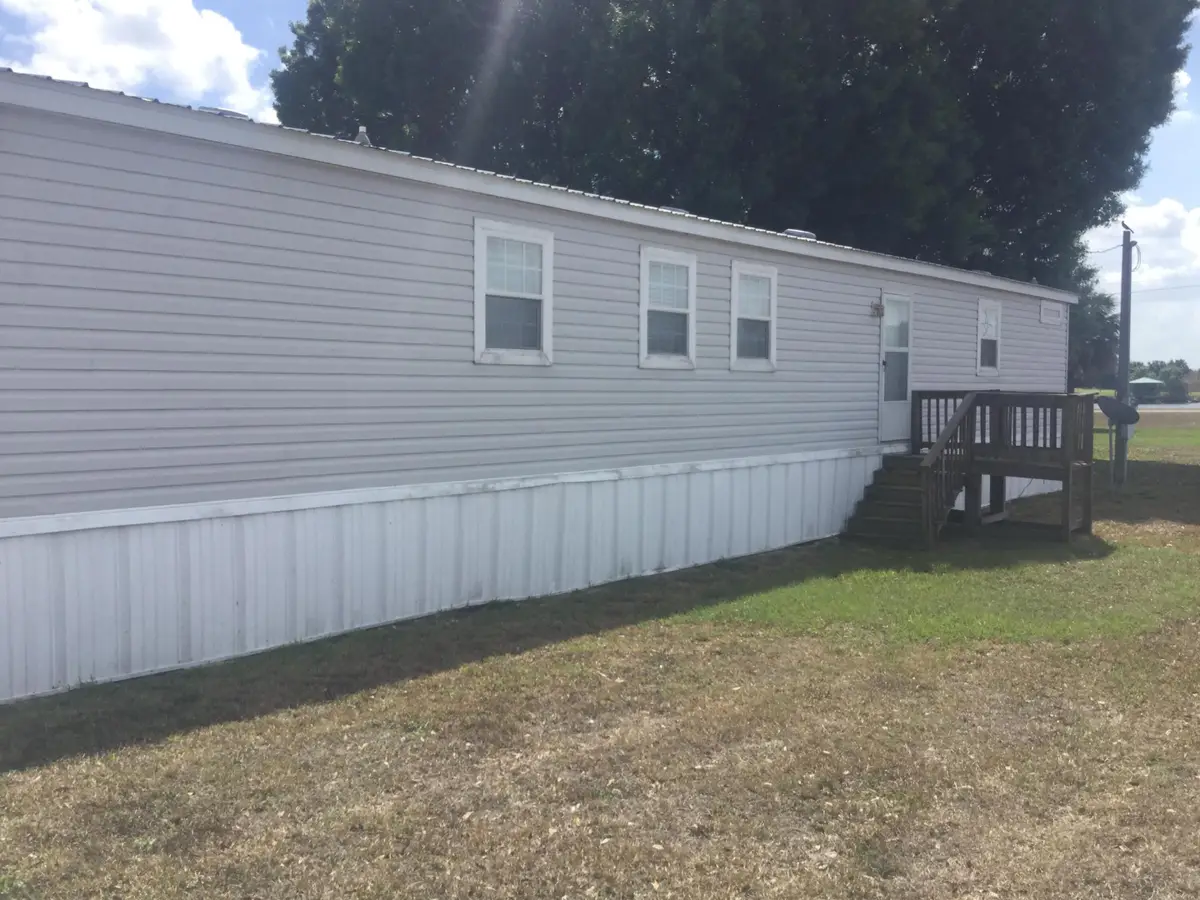 1753 West Avenue, Moore Haven, FL 33471 - #1