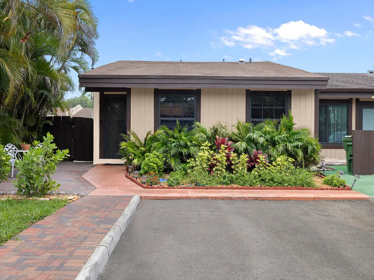 2331 Peach Court, Pembroke Pines, FL 33026 - #1