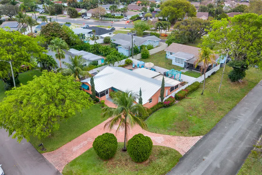 661 Eagle Circle, Delray Beach, FL 33444 - #2