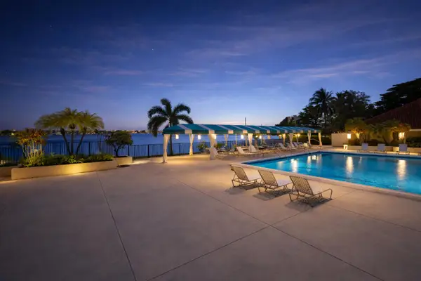 110 Lake Emerald Drive #103, Oakland Park, FL 33309