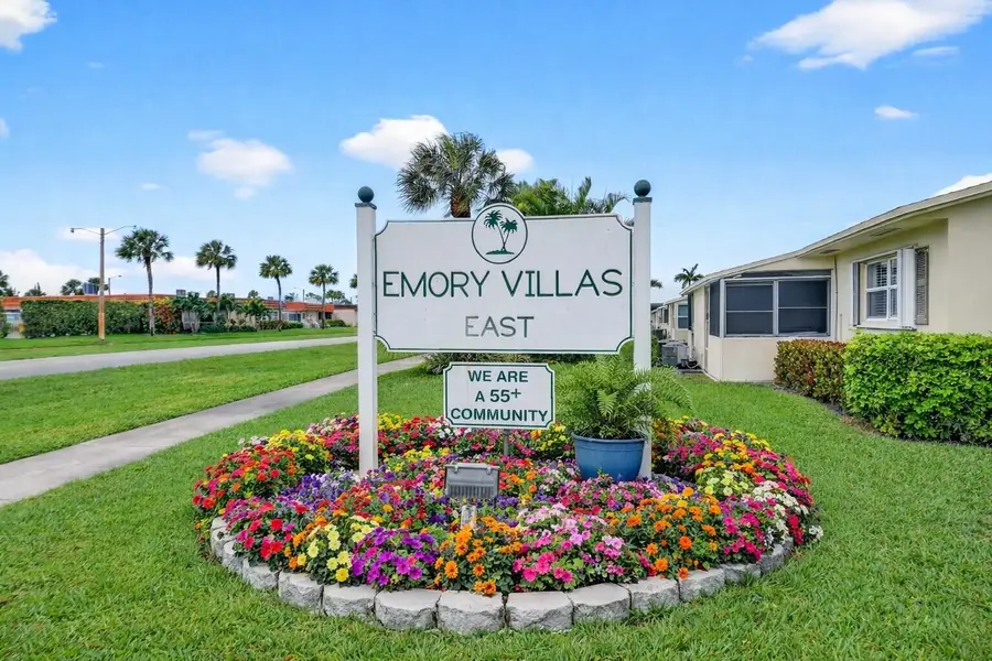 2758 Emory Drive W, West Palm Beach, FL 33415 - #2