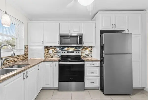 2010 S Federal Highway #101, Boynton Beach, FL 33435