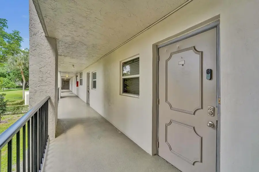 9480 Poinciana Place #201, Davie, FL 33324 - #3