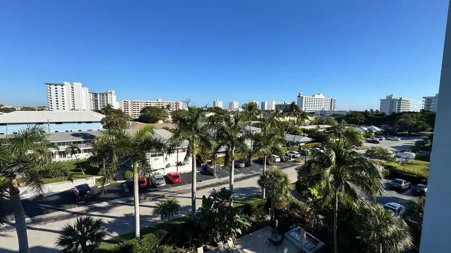 3212 NE 12th Street, Pompano Beach, FL 33062 - #3