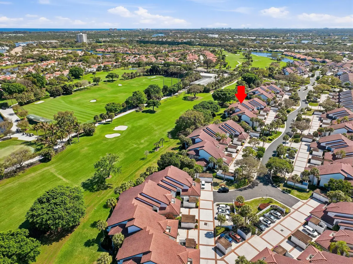 16648 Traders Crossing N, Jupiter, FL 33477 - #1