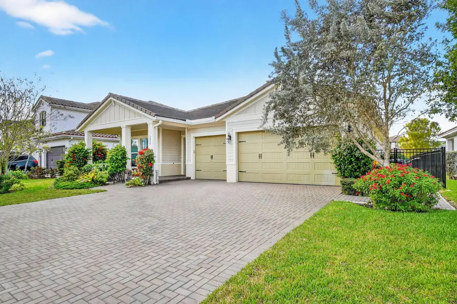 1055 Ember Ridge Run, Loxahatchee, FL 33470 - #3
