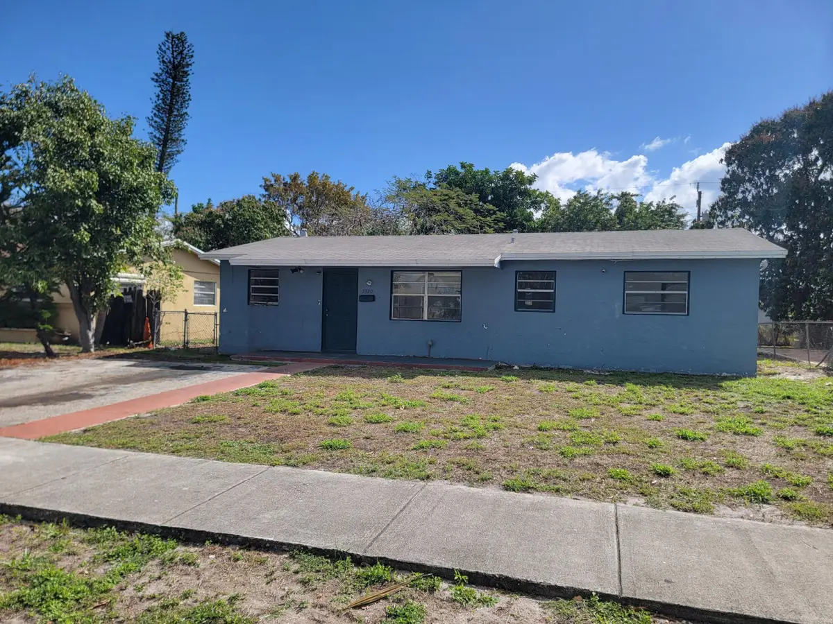 5320 NE 9th Avenue, Deerfield Beach, FL 33064 - #1