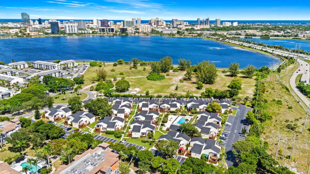 637 Executive Center Drive, West Palm Beach, FL 33401 - #1