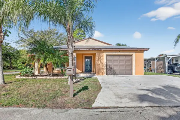 1 Cortez Lane, Port St Lucie, FL 34952