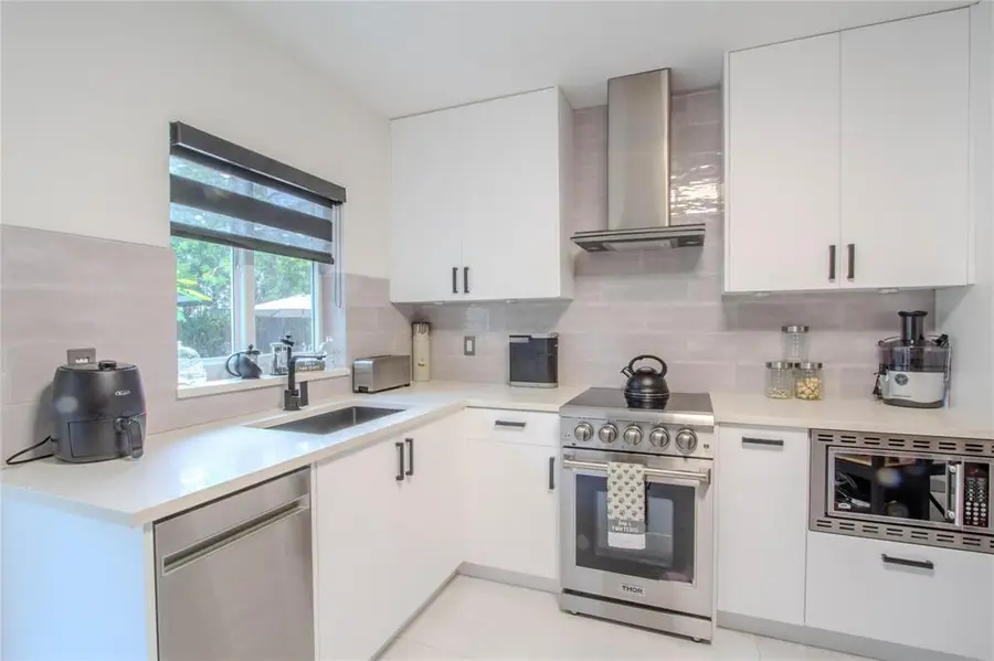 1032 SW 15th Terrace, Fort Lauderdale, FL 33312 - #3