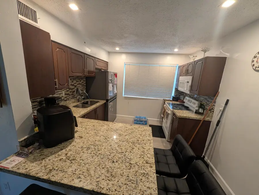 6104 SW 20th Street, Miramar, FL 33023 - #3