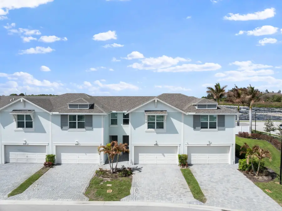 5612 SE Edgewater Circle, Stuart, FL 34997 - #2