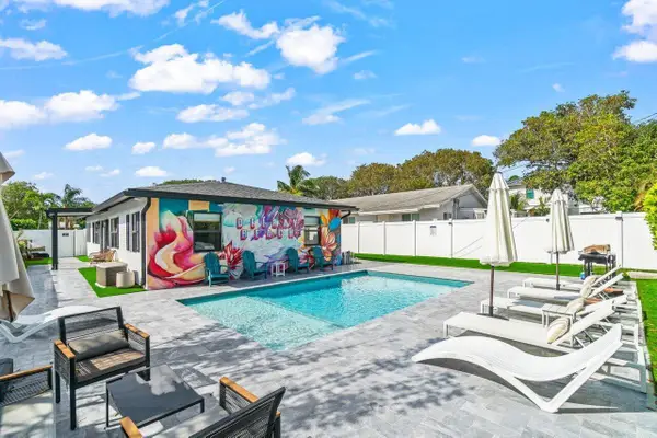 217 NE 11th Street, Delray Beach, FL 33444