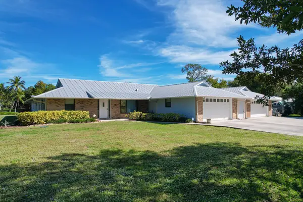 5609 SE Lamay Drive, Stuart, FL 34997