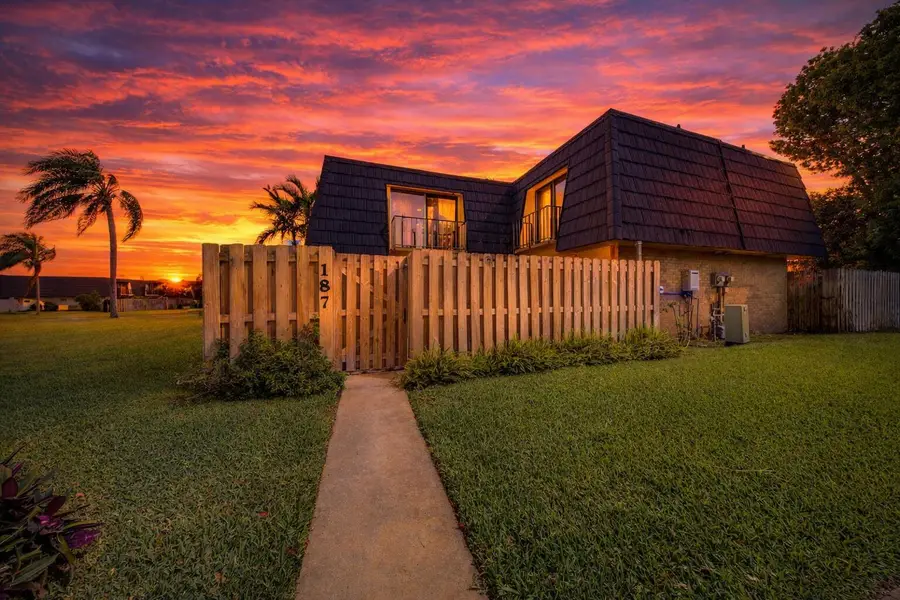 187 Woodland Road, Palm Springs, FL 33461 - #3