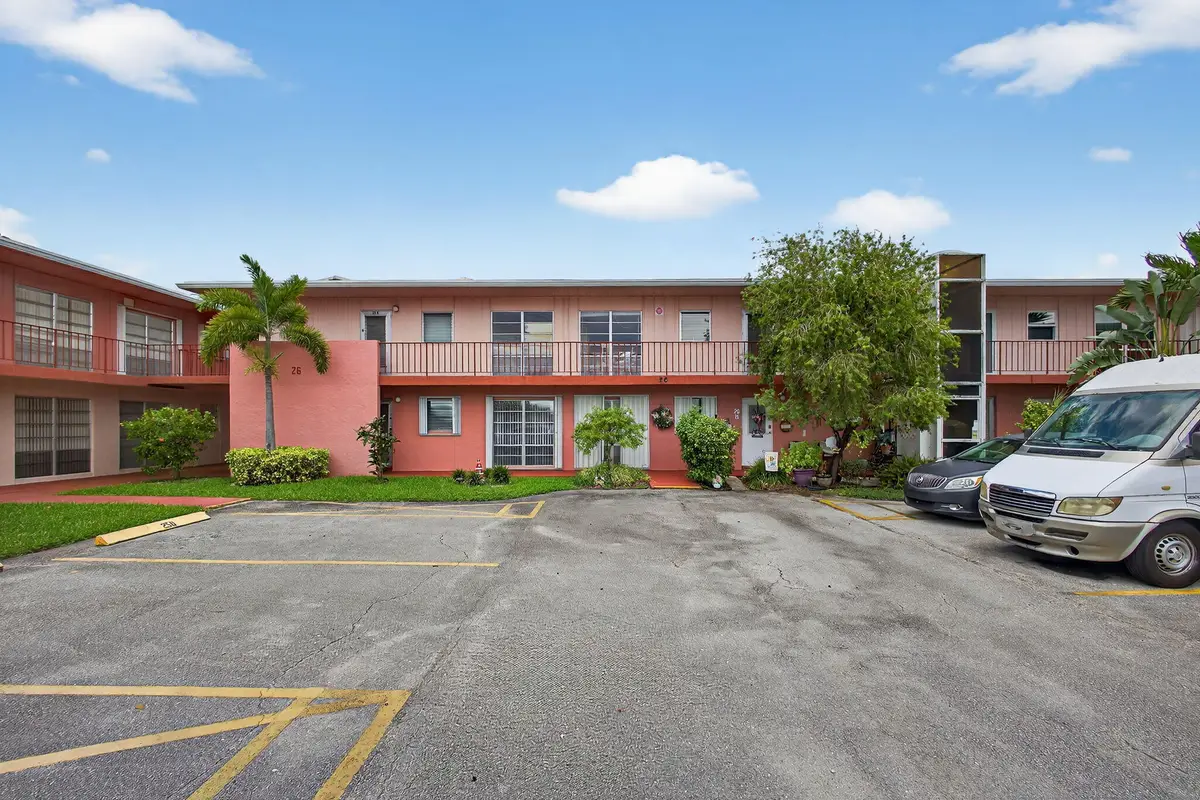 26 Golfs #F, West Palm Beach, FL 33417 - #1