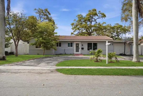 330 SE 6th Street, Pompano Beach, FL 33060