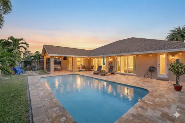 10174 S 182nd Ct S, Boca Raton, FL 33498