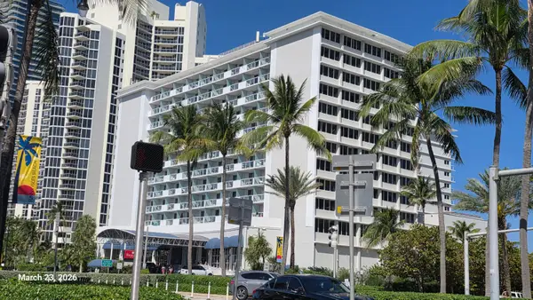 19201 Collins Avenue #105, Sunny Isles Beach, FL 33160