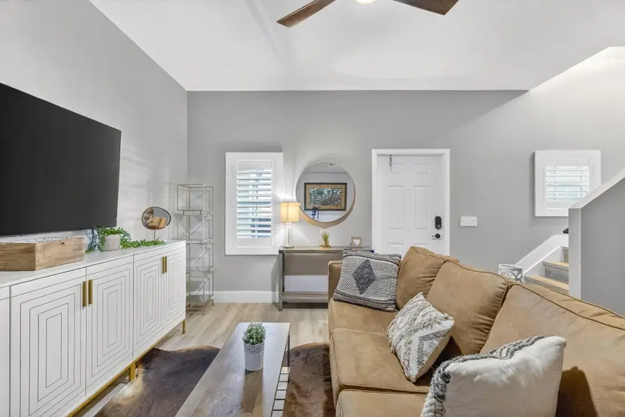 724 SW 1st Avenue, Pompano Beach, FL 33060 - #3