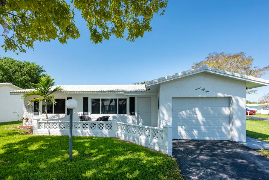 1651 NW 82nd Terrace, Plantation, FL 33322 - #2