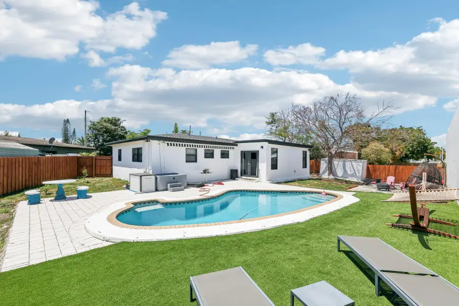 2030 SW 22nd Avenue, Fort Lauderdale, FL 33312 - #2