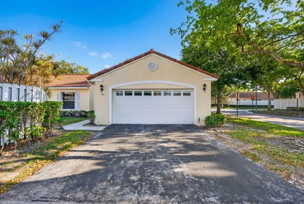 9549 NW 9th Court, Plantation, FL 33324