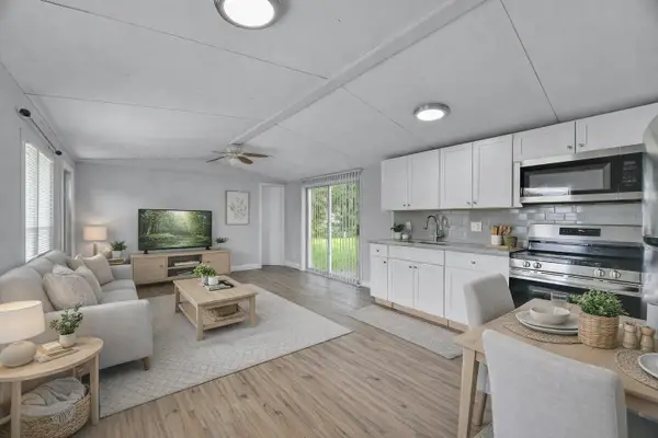 585 NW Avenue D, Moore Haven, FL 33471