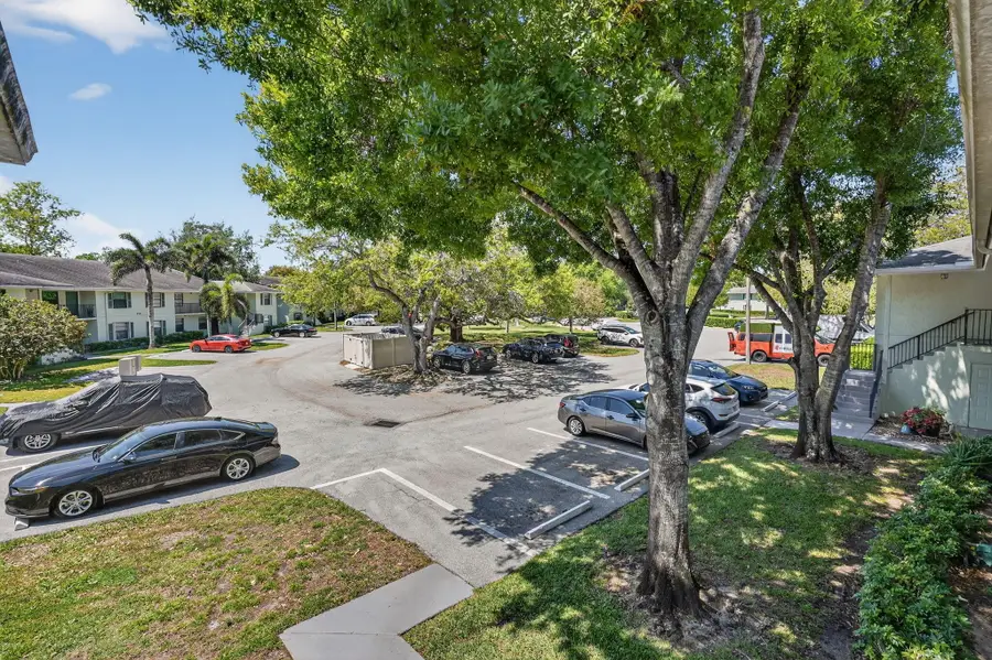 2301 Sabal Ridge Court #H, Palm Beach Gardens, FL 33418 - #3