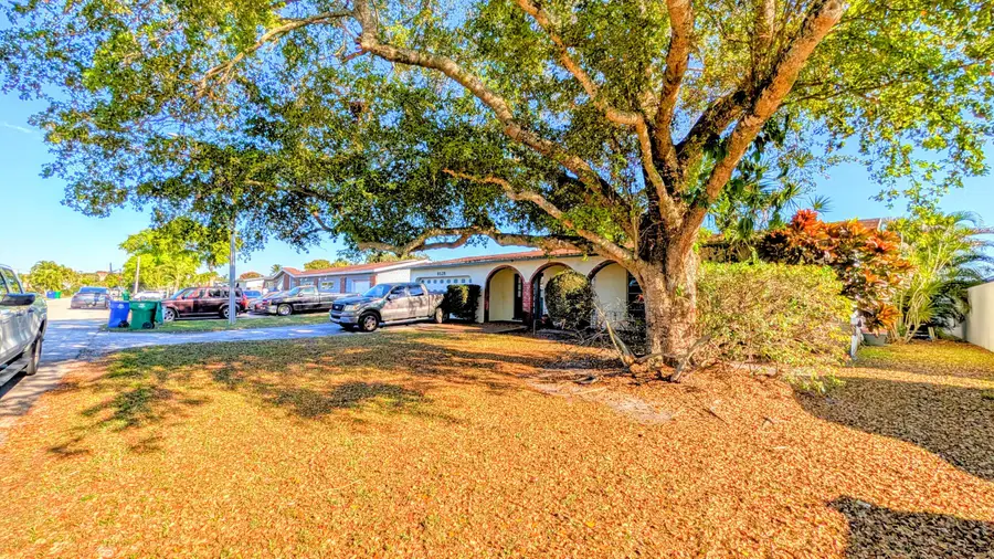 8528 Windsor Drive, Miramar, FL 33025 - #3