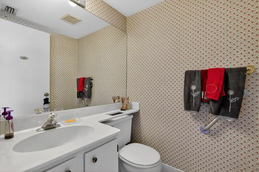 2641 W Gately Dr W #906, West Palm Beach, FL 33415 - #3