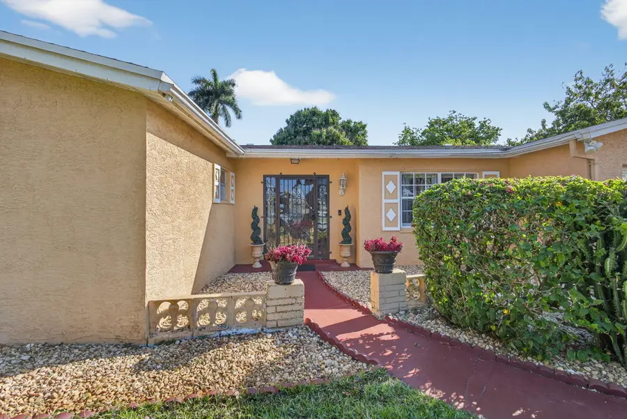 1827 Pinehurst Drive, West Palm Beach, FL 33407 - #2