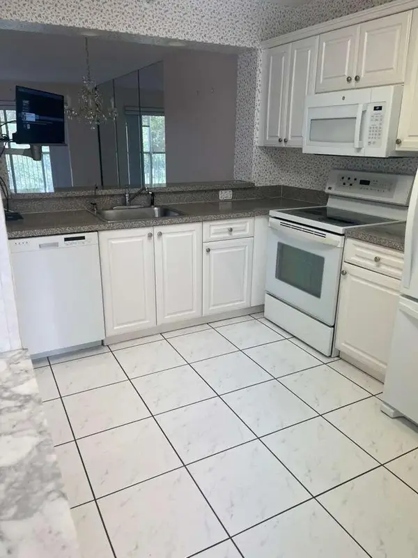 9592 Weldon Circle #H407, Tamarac, FL 33321