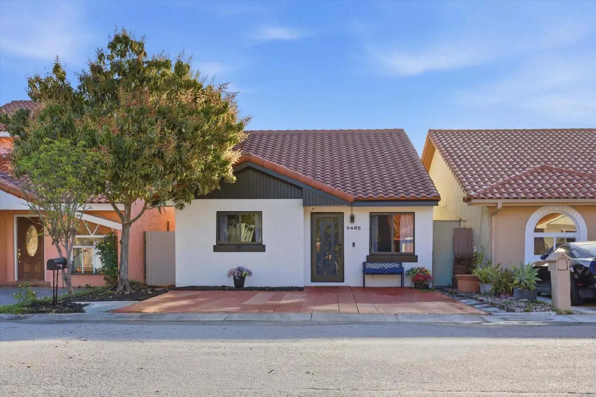 5465 W 27th Lane, Hialeah, FL 33016 - #1